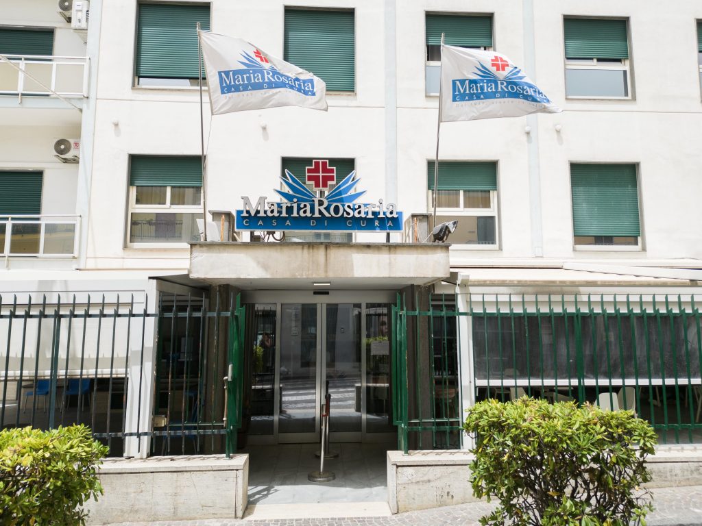 Avviso chiusura strada al traffico veicolare