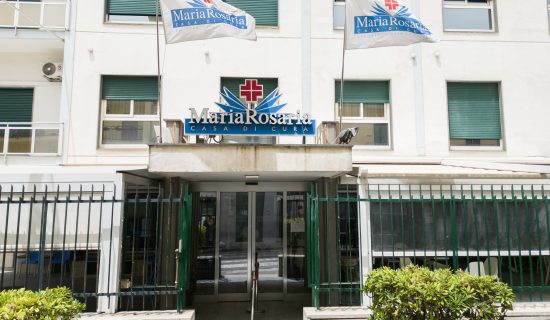 Avviso chiusura strada al traffico veicolare